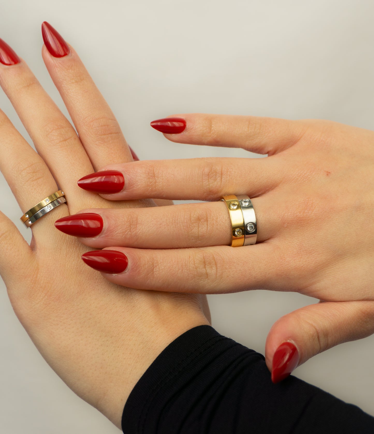 Breiter silberner Edelstahl Ring mit Zirkonia